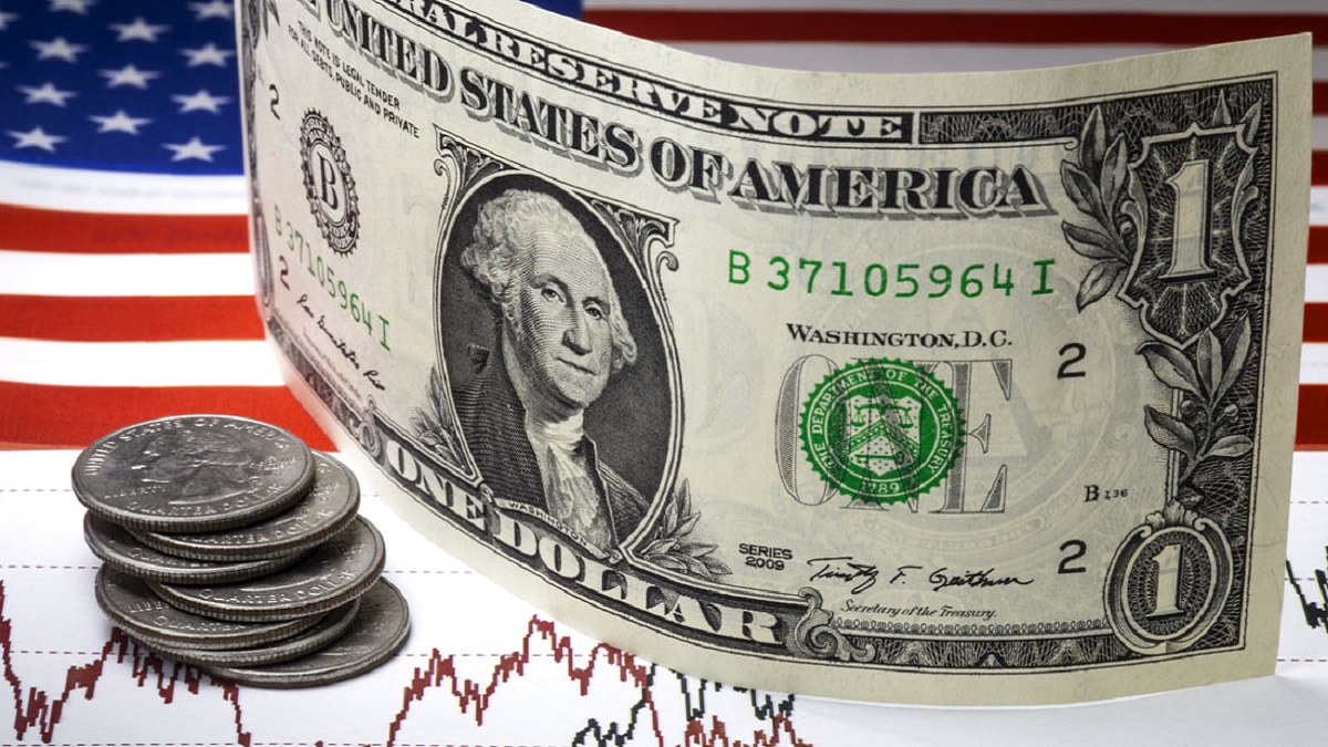 Drama Pemecatan Cook, Dolar Stabil