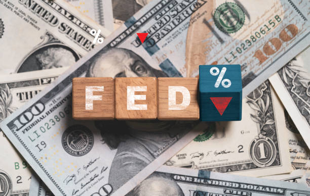 Dolar AS Menguat, Data ISM dan ADP Pangkas Peluang Pemangkasan Suku Bunga The Fed